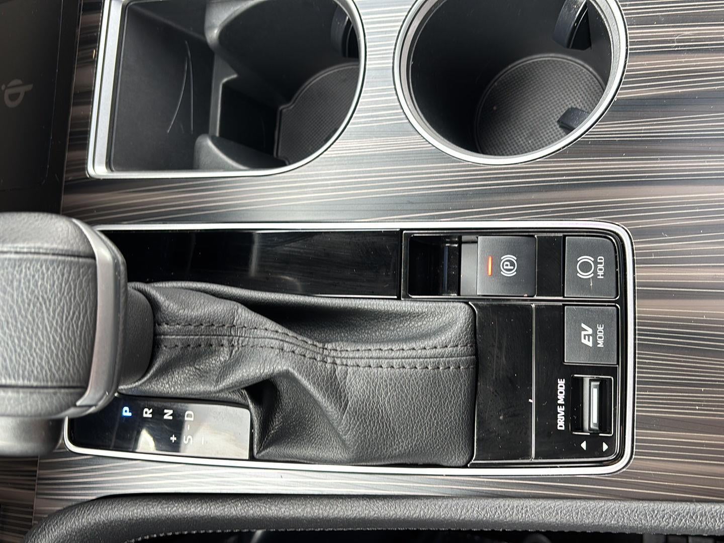 2023 Toyota Sienna Platinum 7-Passenger