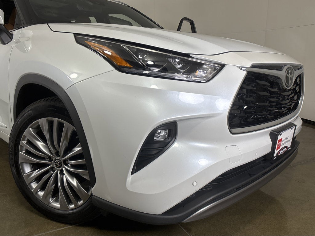 2022 Toyota Highlander Platinum