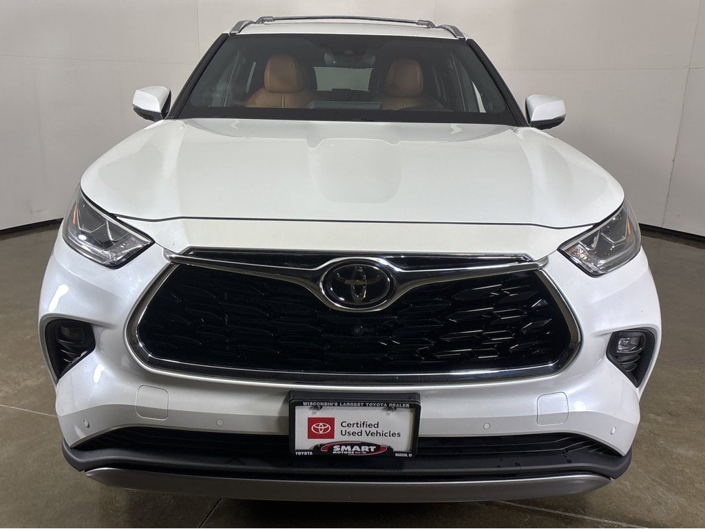 2022 Toyota Highlander Platinum