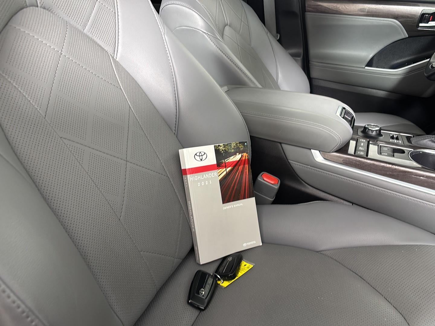 2021 Toyota Highlander Platinum