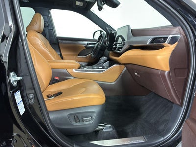 2021 Toyota Highlander Platinum