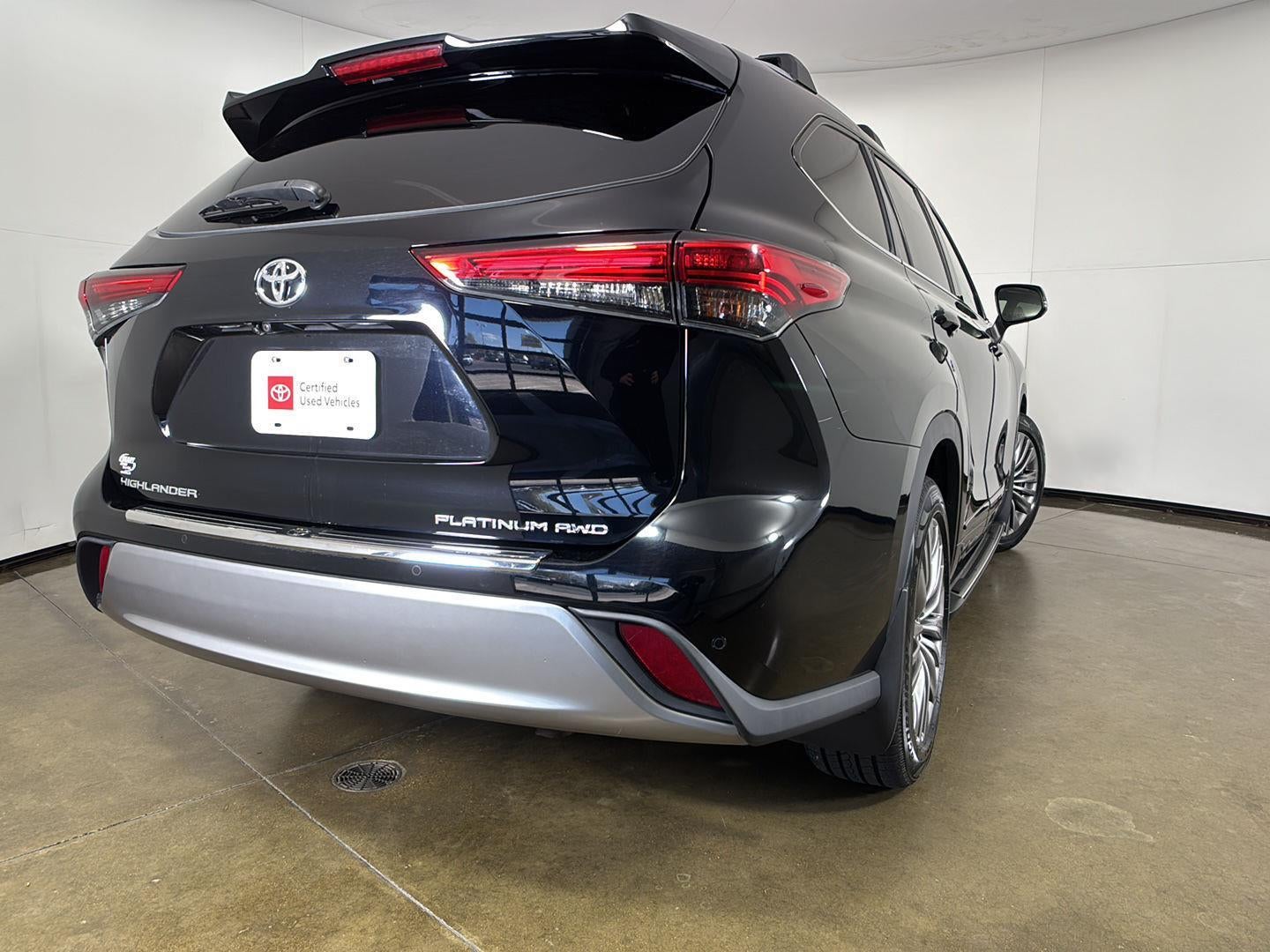 2021 Toyota Highlander Platinum