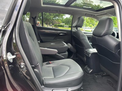 2020 Toyota Highlander Platinum
