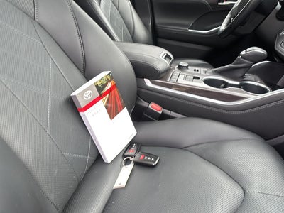 2020 Toyota Highlander Platinum