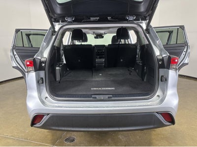 2022 Toyota Highlander Hybrid XLE