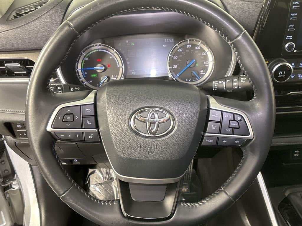 2022 Toyota Highlander Hybrid XLE