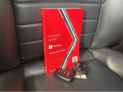 2022 Toyota Highlander Hybrid XLE