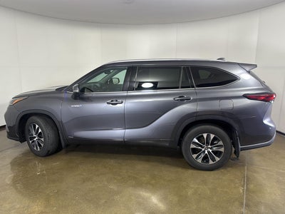 2021 Toyota Highlander Hybrid XLE