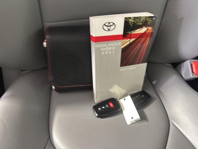 2021 Toyota Highlander Hybrid XLE
