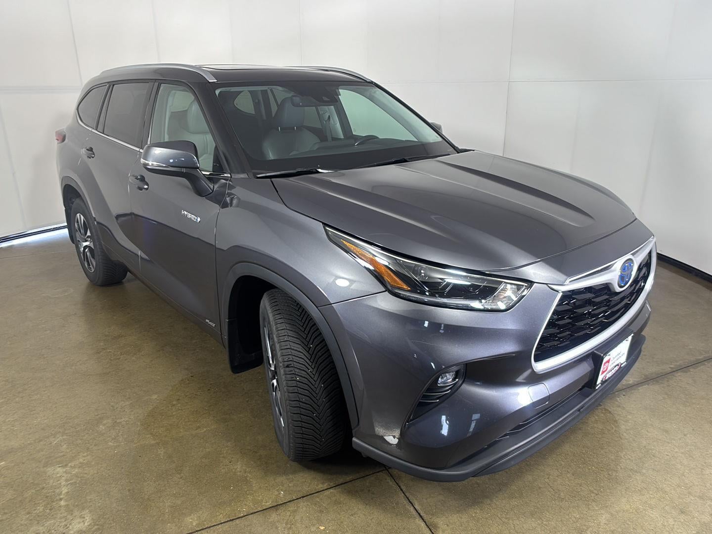 2021 Toyota Highlander Hybrid XLE