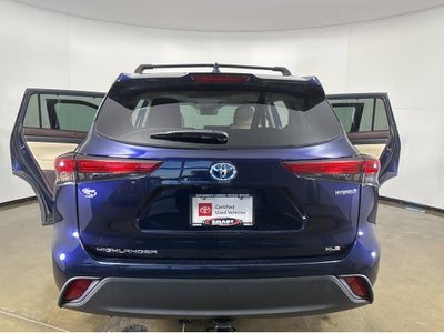 2022 Toyota Highlander Hybrid XLE
