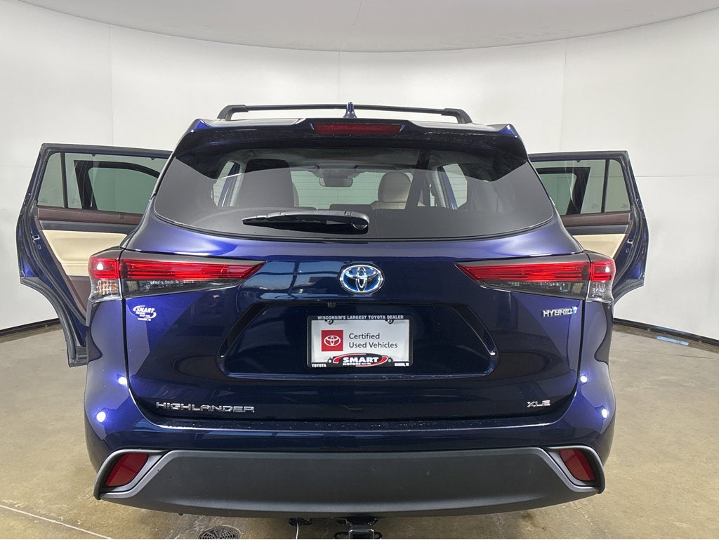 2022 Toyota Highlander Hybrid XLE