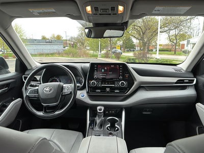 2021 Toyota Highlander Hybrid XLE