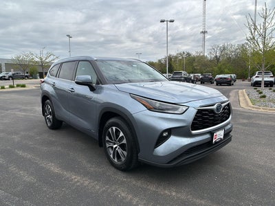 2021 Toyota Highlander Hybrid XLE