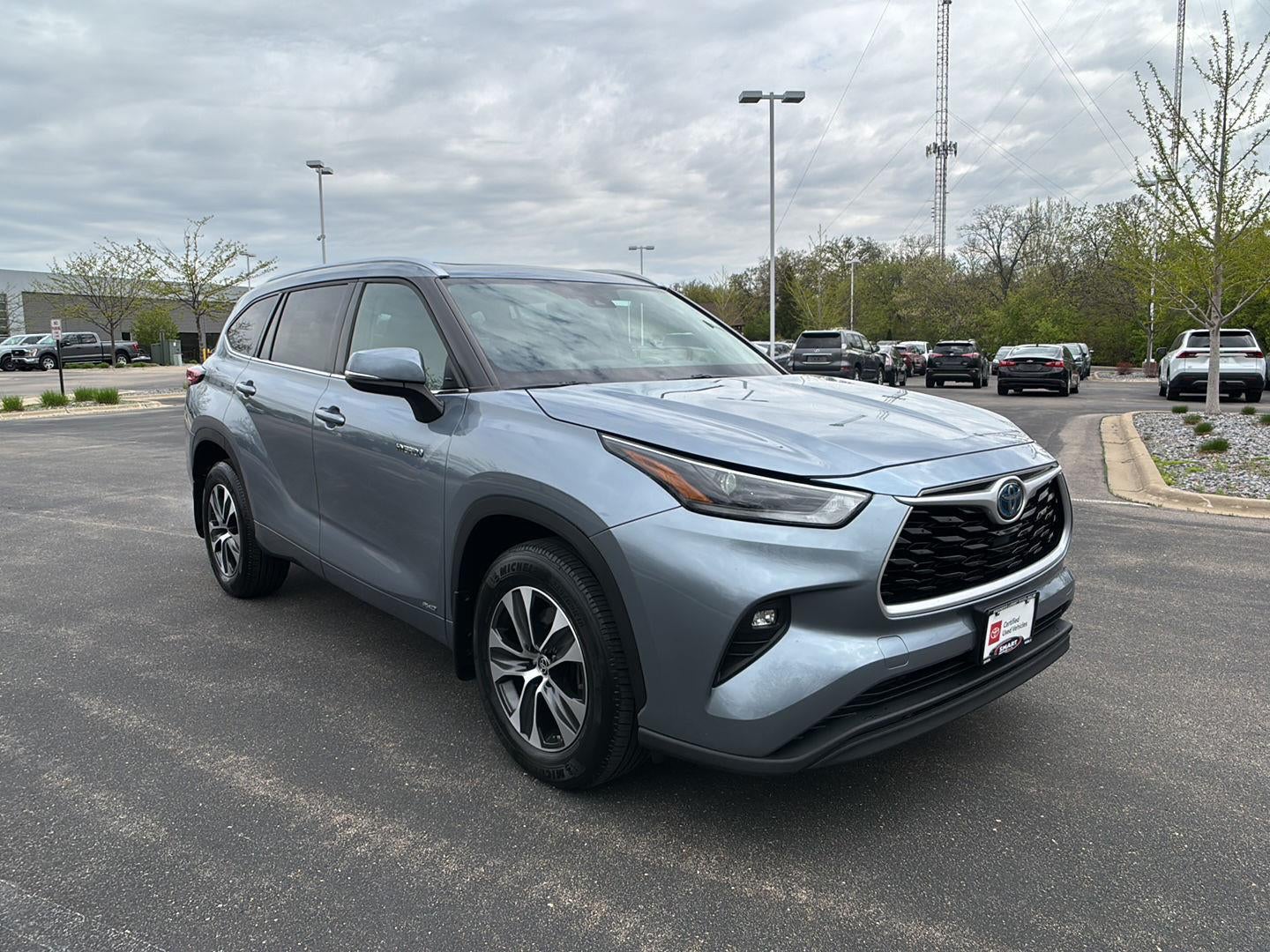 2021 Toyota Highlander Hybrid XLE