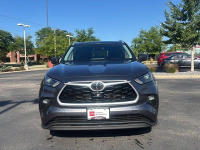 2022 Toyota Highlander XLE