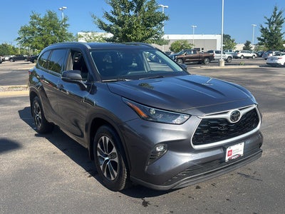 2022 Toyota Highlander XLE