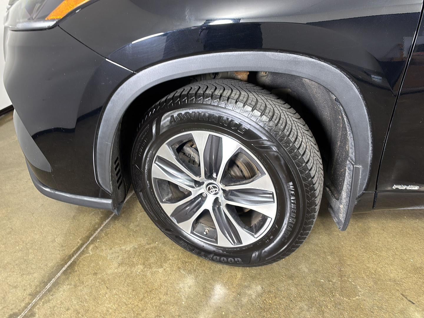 2021 Toyota Highlander Hybrid XLE