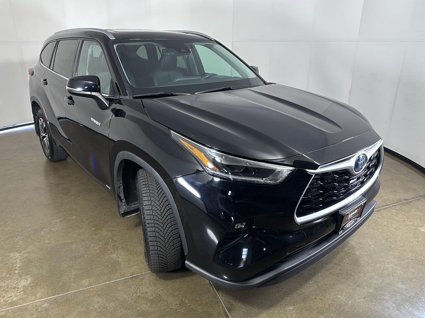 2021 Toyota Highlander Hybrid XLE