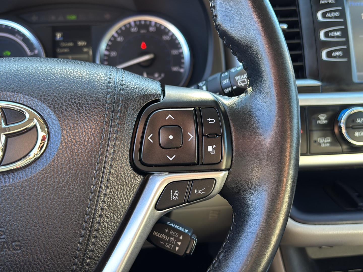 2017 Toyota Highlander Hybrid XLE