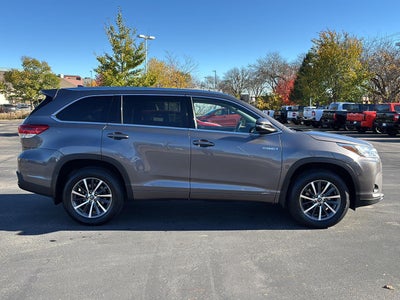 2017 Toyota Highlander Hybrid XLE