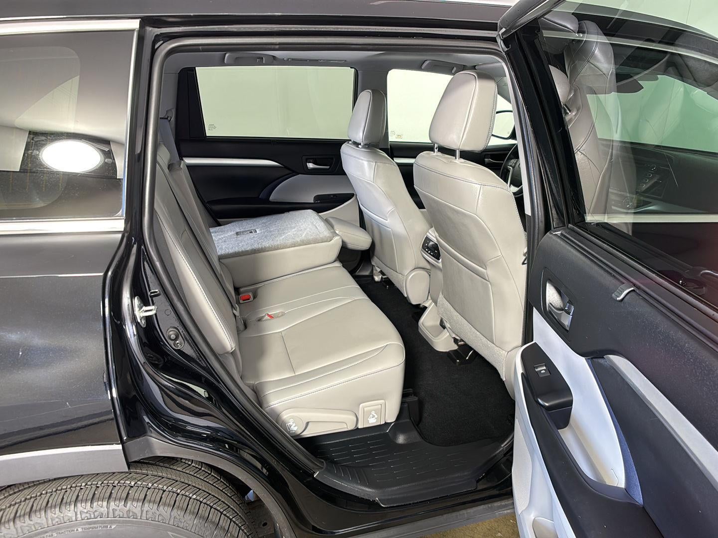 2019 Toyota Highlander Hybrid XLE