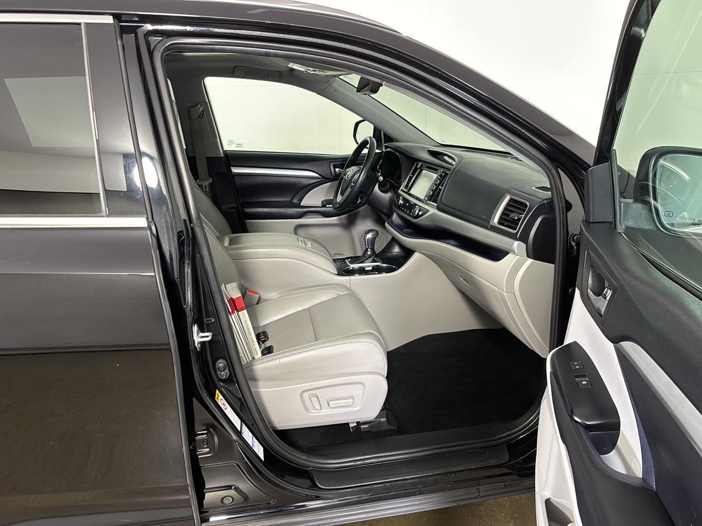 2019 Toyota Highlander Hybrid XLE