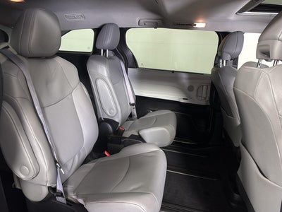 2025 Toyota Sienna XLE 7-Passenger