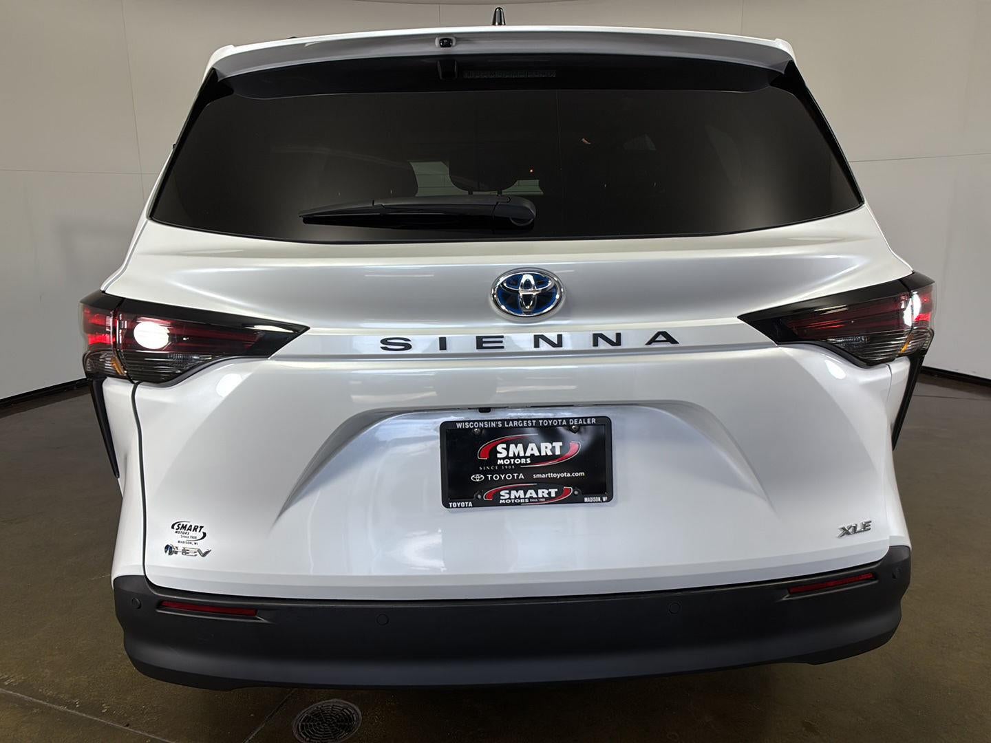 2025 Toyota Sienna XLE 7-Passenger