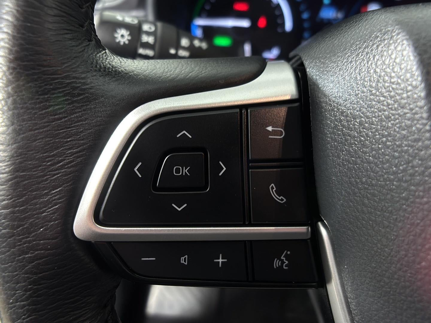 2025 Toyota Sienna XLE 7-Passenger