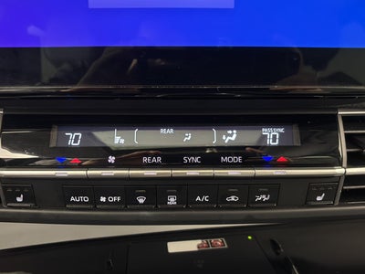 2025 Toyota Sienna XLE 7-Passenger