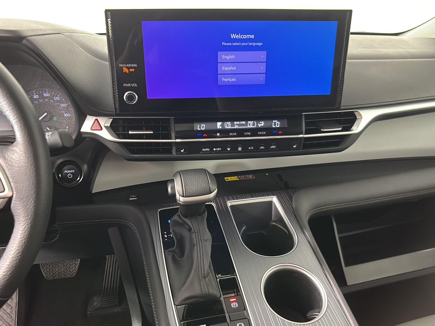 2025 Toyota Sienna XLE