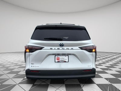 2025 Toyota Sienna XLE