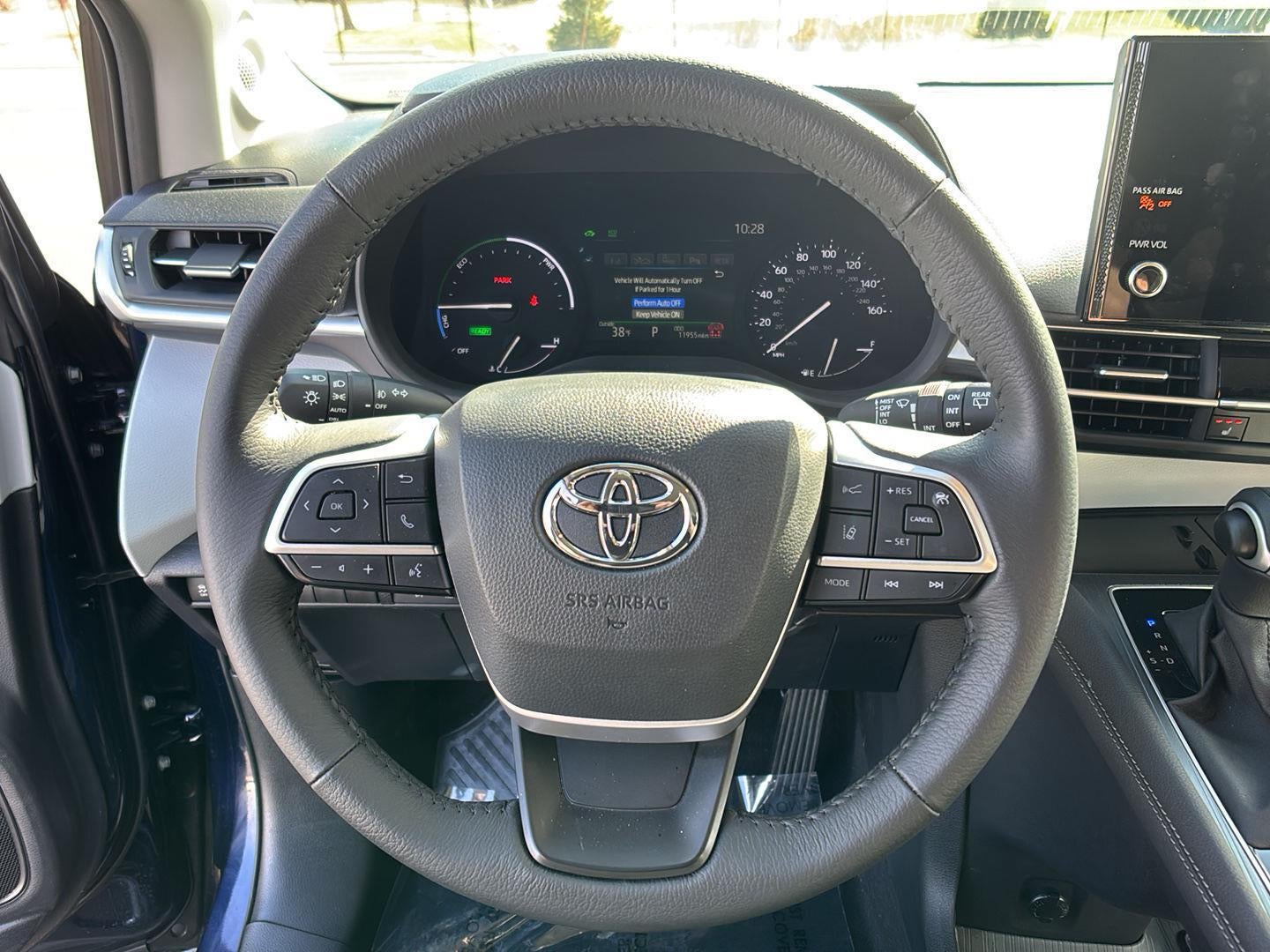 2025 Toyota Sienna XLE