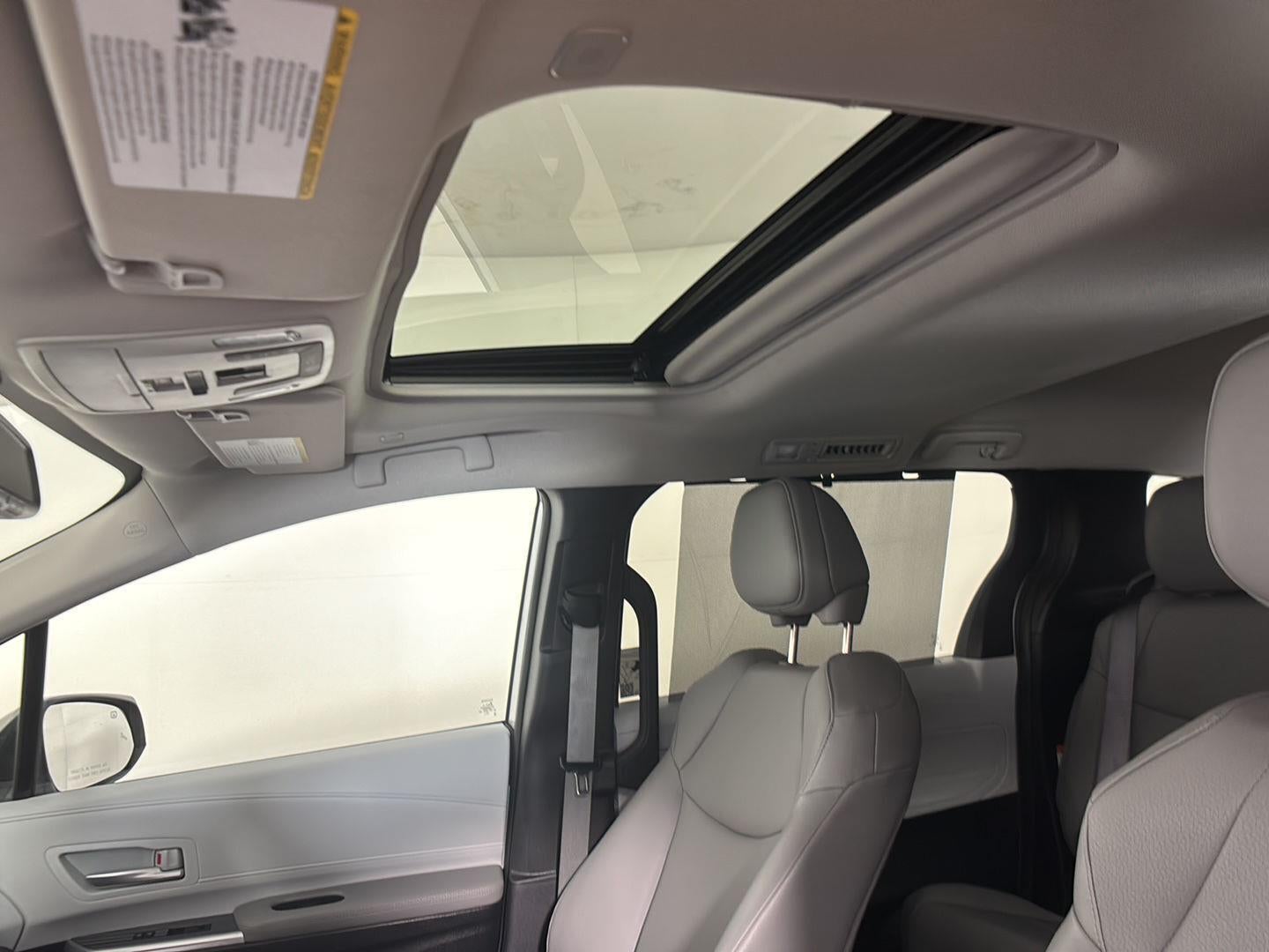 2025 Toyota Sienna XLE
