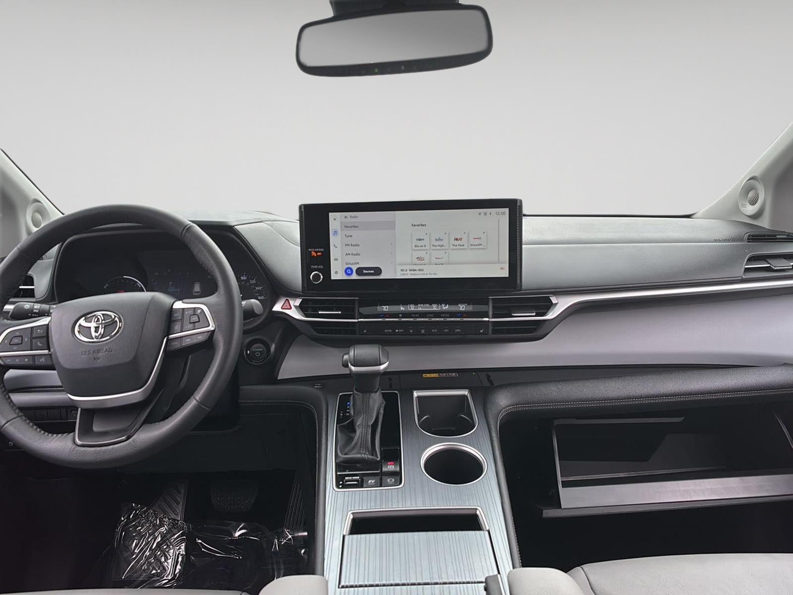 2025 Toyota Sienna XLE 7-Passenger