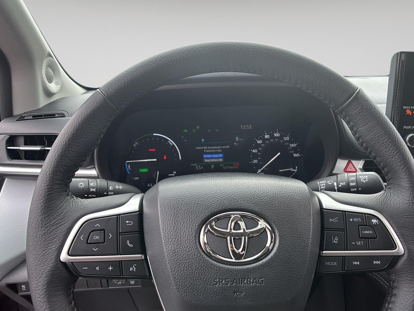 2025 Toyota Sienna XLE 7-Passenger