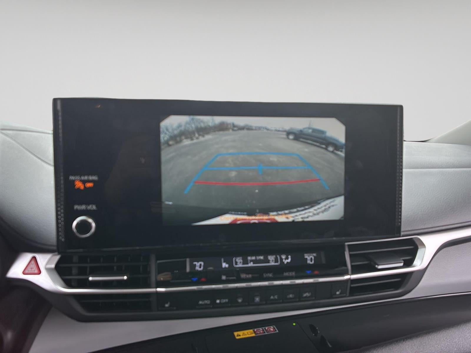 2025 Toyota Sienna XLE 7-Passenger