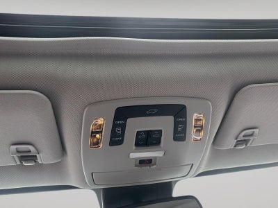 2025 Toyota Sienna XLE 7-Passenger