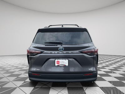 2025 Toyota Sienna XLE 7-Passenger
