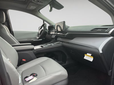 2025 Toyota Sienna XLE 7-Passenger