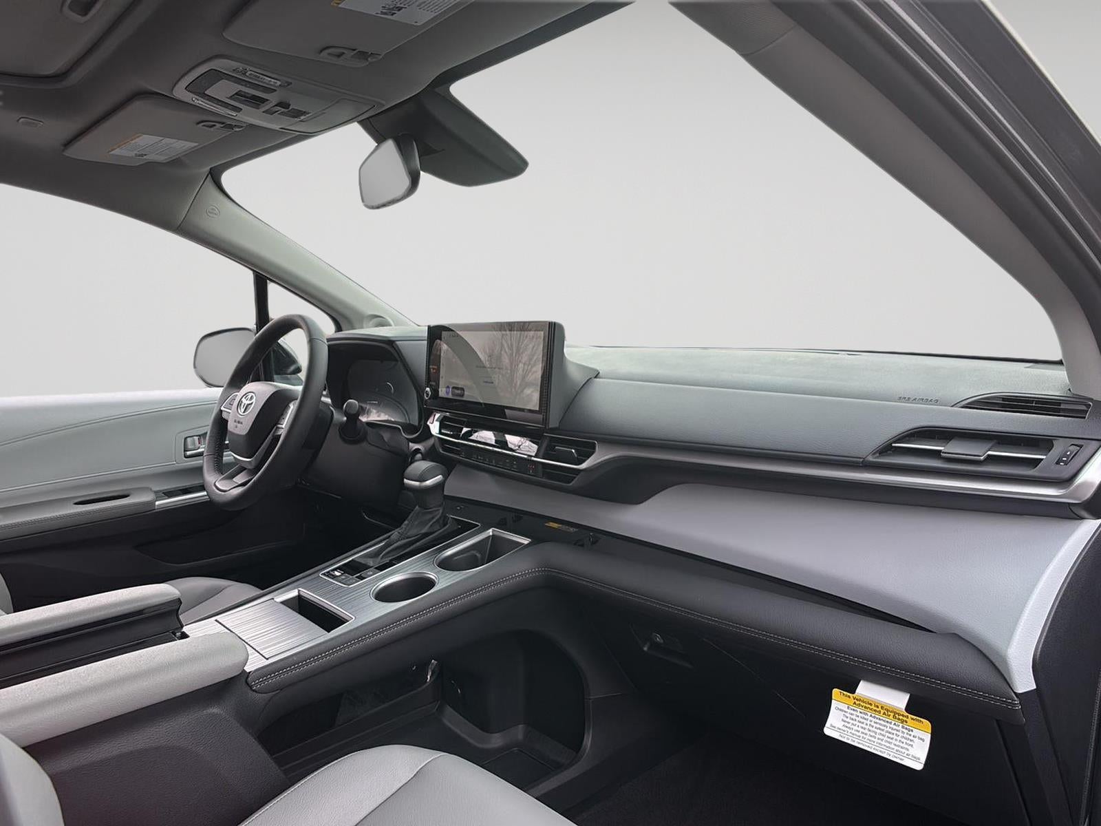 2025 Toyota Sienna XLE 7-Passenger