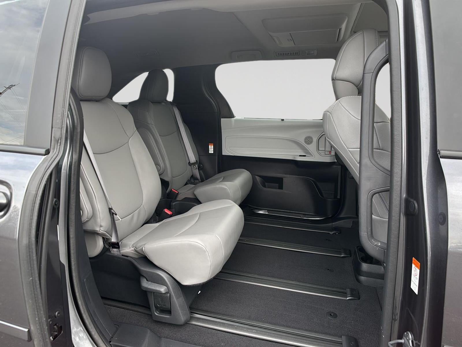 2025 Toyota Sienna XLE 7-Passenger
