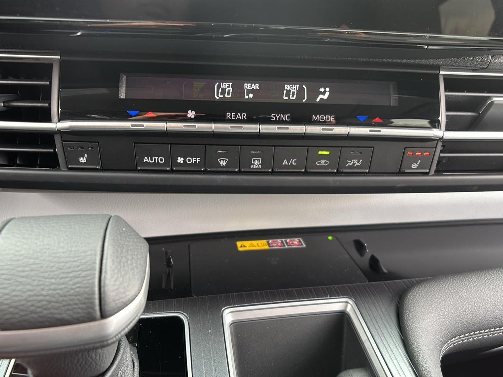 2025 Toyota Sienna XLE 7-Passenger