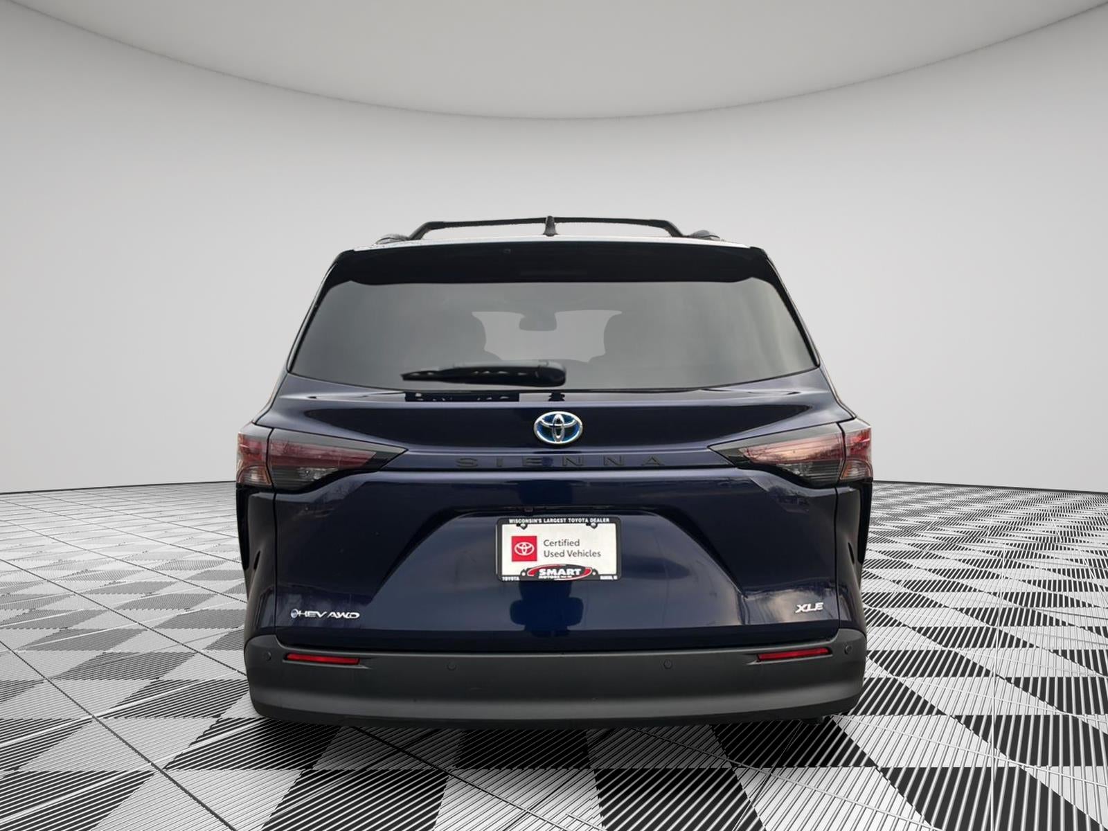 2025 Toyota Sienna XLE 7-Passenger