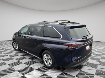 2025 Toyota Sienna XLE 7-Passenger