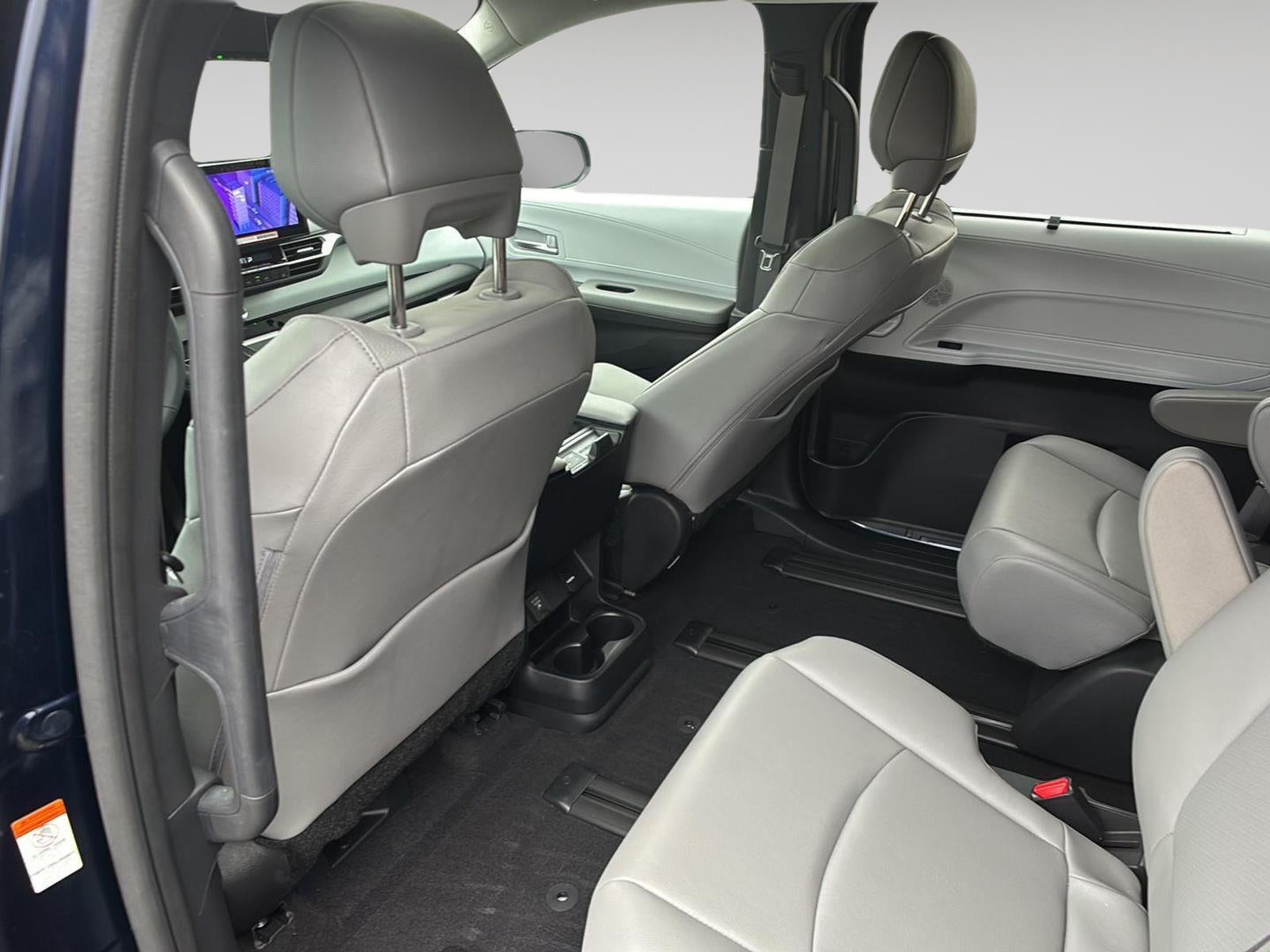 2025 Toyota Sienna XLE 7-Passenger