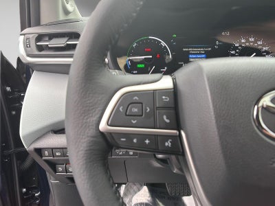 2025 Toyota Sienna XLE 7-Passenger