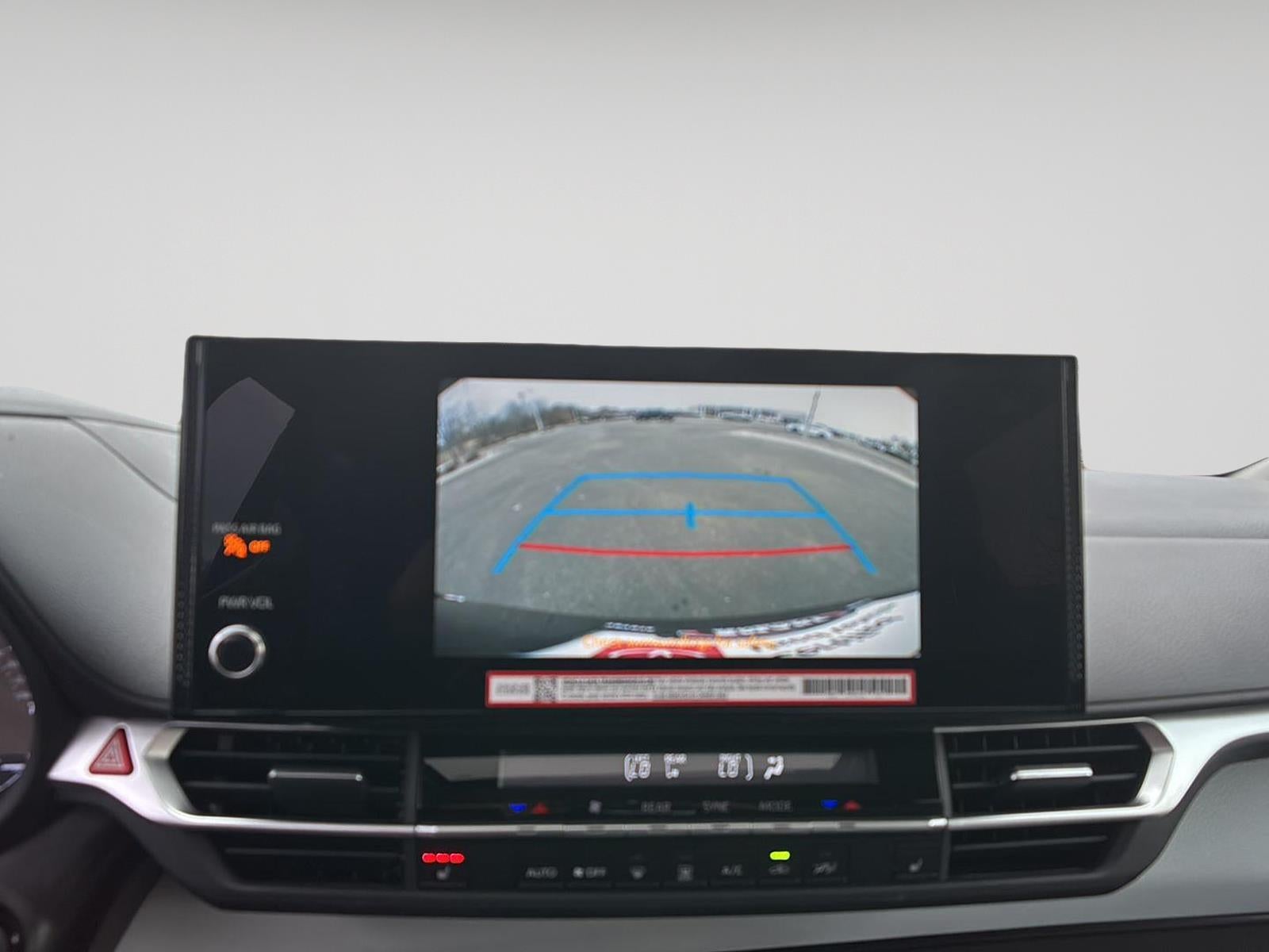 2025 Toyota Sienna XLE 7-Passenger