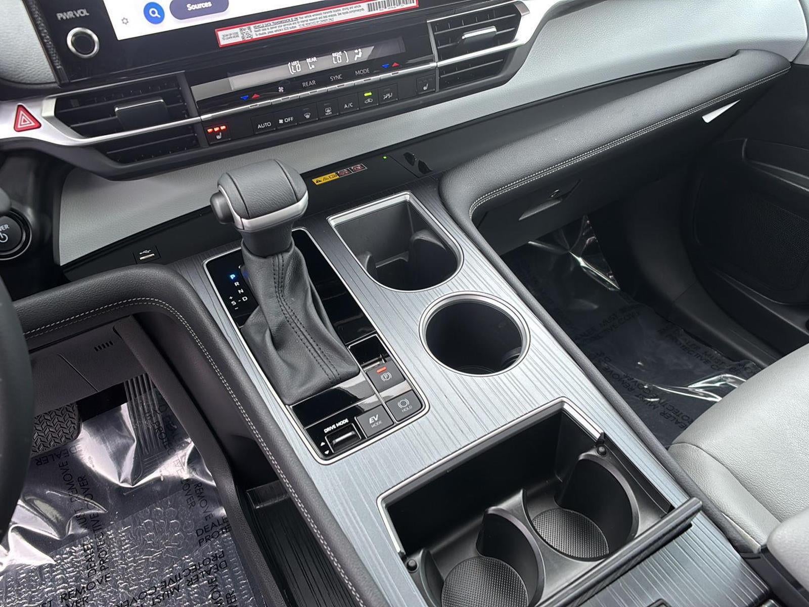 2025 Toyota Sienna XLE 7-Passenger